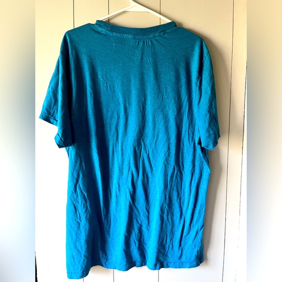 Aeropostale Teal and Orange Graphic Tee Men’s Size XL - Picture 11 of 11